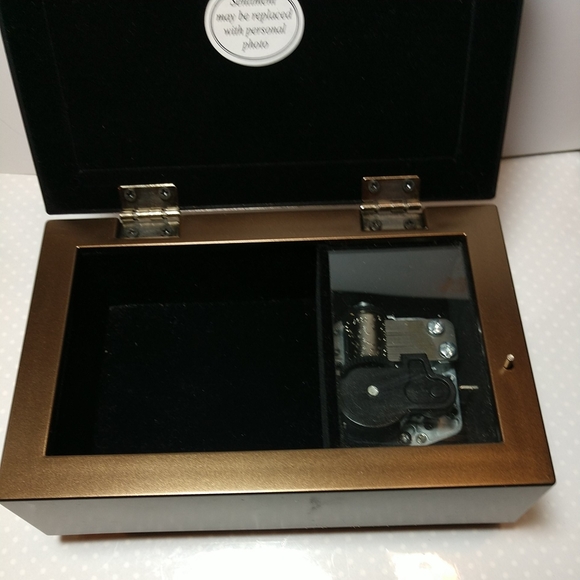 🎶🎵 Music Box 6" Carson Home Accents Serenity Prayer Plays "Friend Fur Elise" - Picture 11 of 11